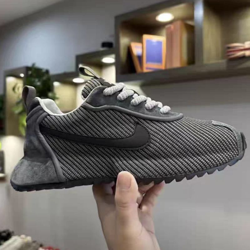 Sepatu 3