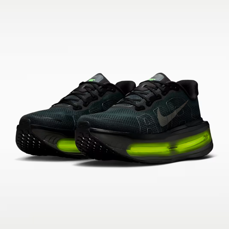 Sepatu Black Lumina