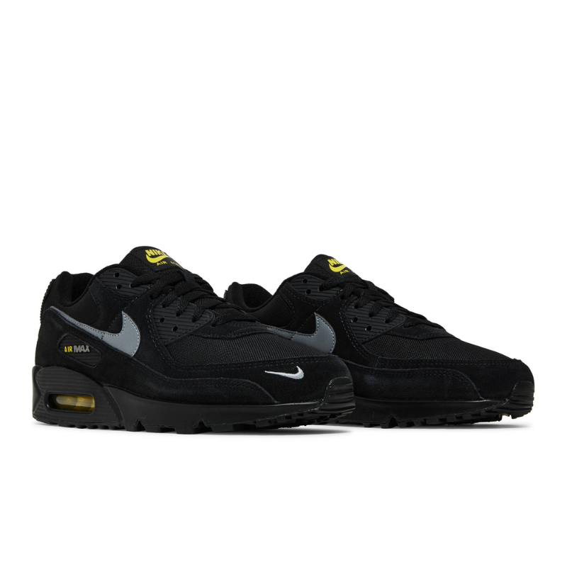 Sepatu Kasual Hitam Nexvora
