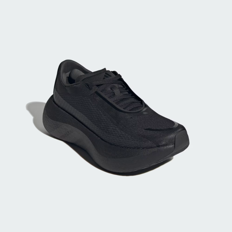 Sepatu Sport Kasual Titan