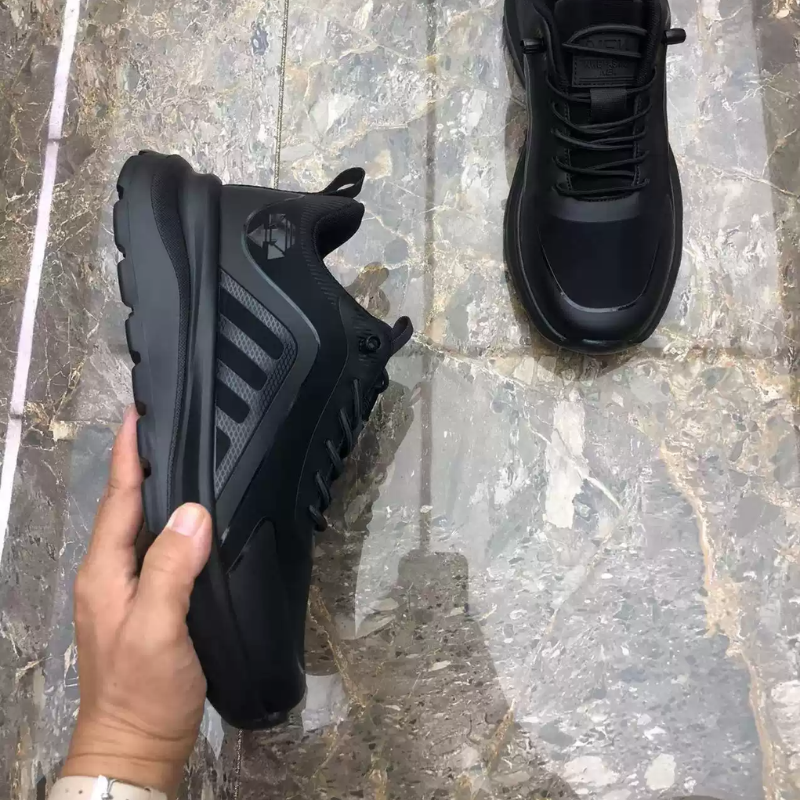 Sepatu Sport Tebal Storm
