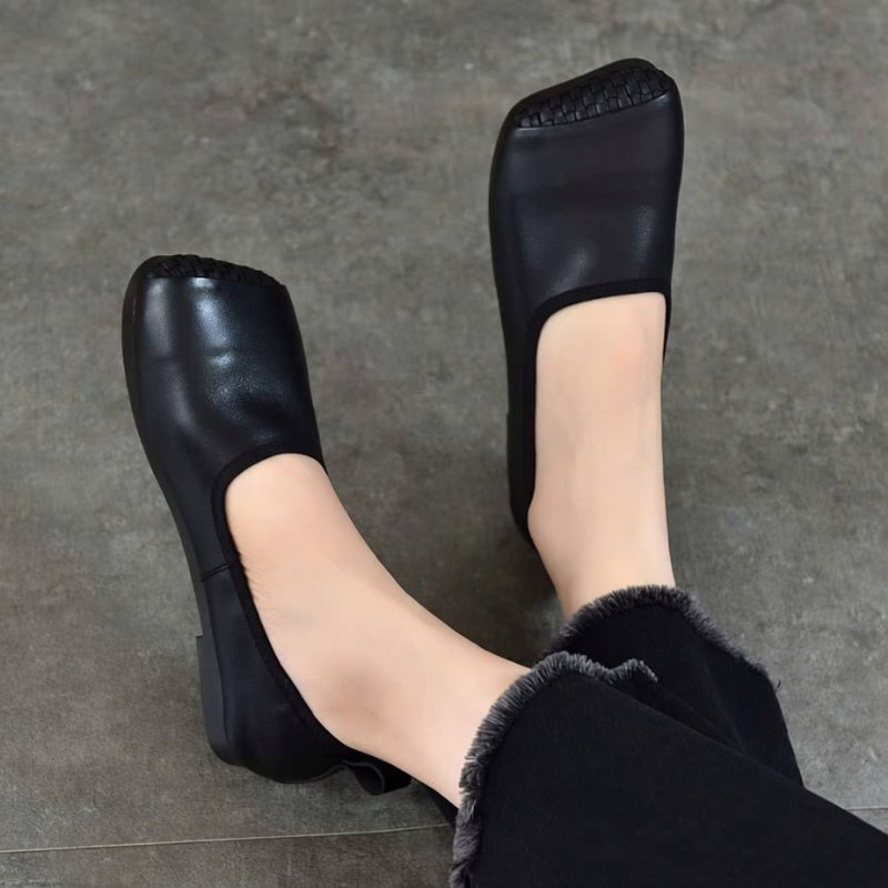 Slip On Pearl Wanita
