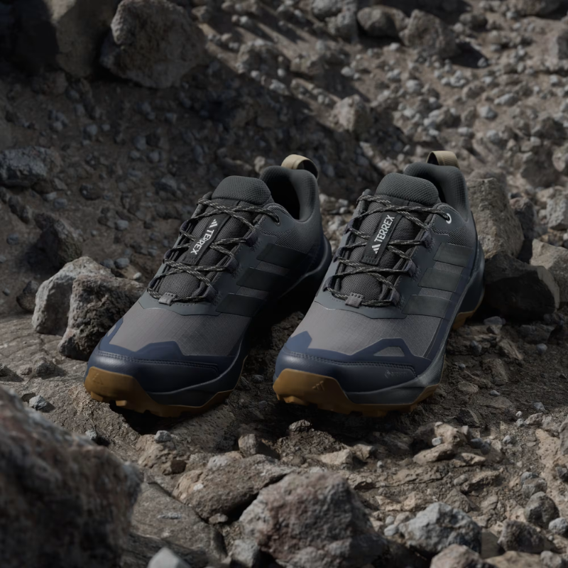 Sepatu Outdoor Hiking