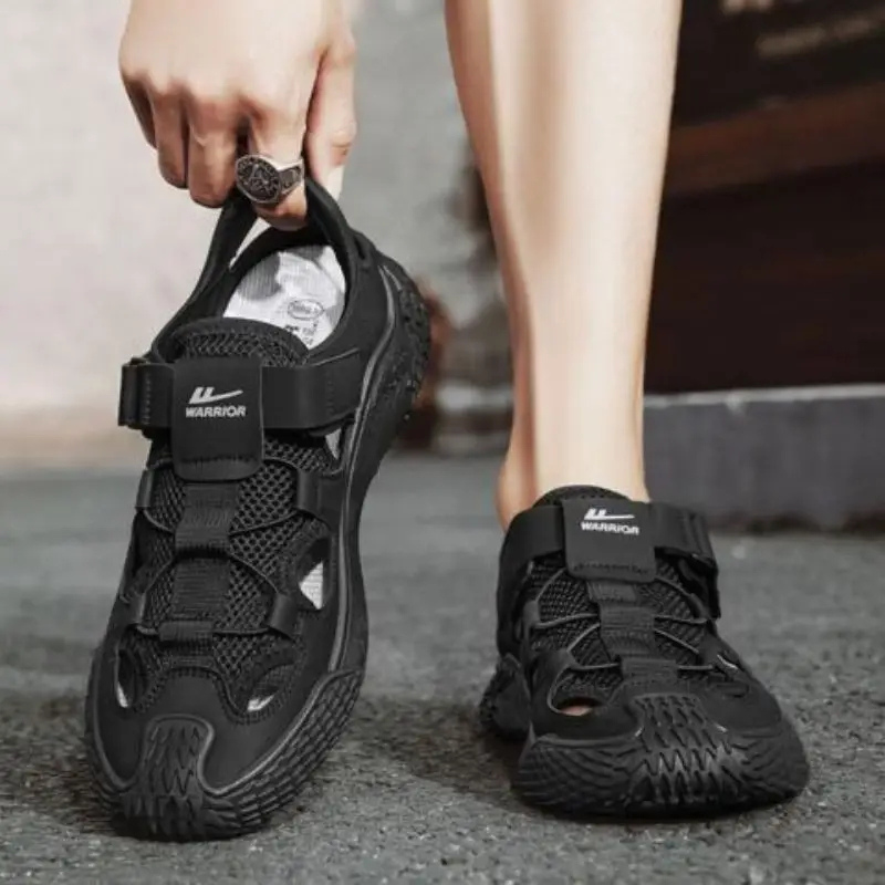 Sepatu Sandal Outdoor Anti Slip